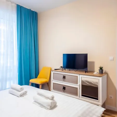 Arena Mall Galleria Securities Parking 3 Apartment *